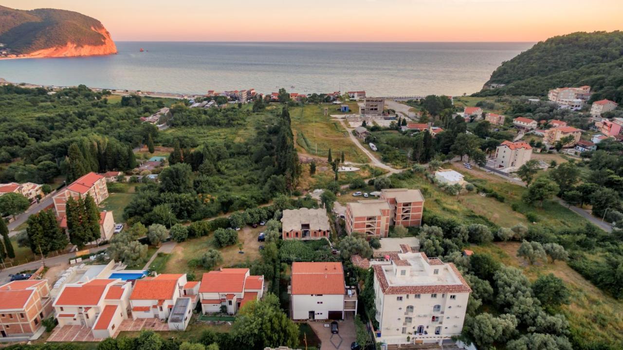 Apartment Magazini Petrovac Bagian luar foto