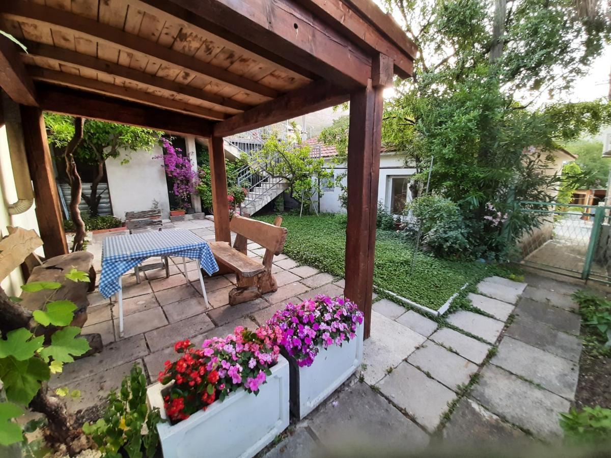 Apartment Magazini Petrovac Bagian luar foto